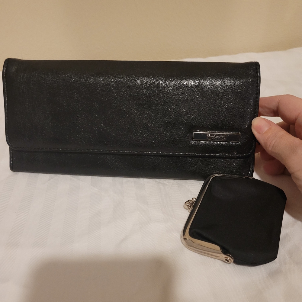 NWOT Kenneth Cole Reaction Trifold Wallet Card Holder Zip Leopard Lining